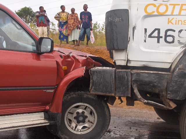 Matadi : un accident de circulation tue un passager