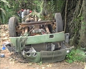 véhicule militaire renversé/Infobascongo