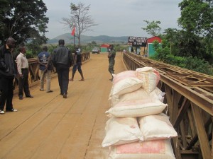 Poste frontalier de Lufu/Infobascongo
