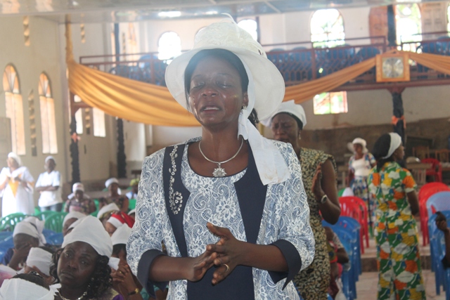 RD Congo: les fidèles payent pour la vie de leurs paroisses