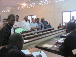 Présumés profanateurs des tombes devant la barre au tribunal de paix de Matadi/Infobascongo