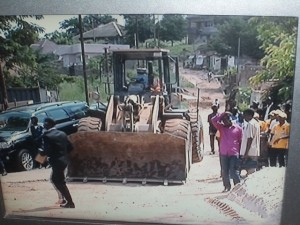 Travaux d'asphaltage de la route Tsasa di Tumba à Matadi