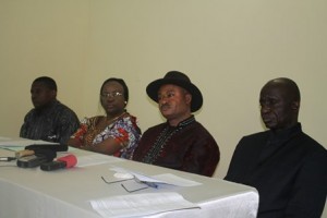 Les orateurs du jour. JC Luta, T. Mambu, L. Nsimba et Sylvain Bibiaka de Harvest plus / Infobascongo
