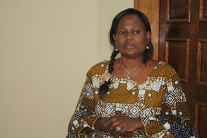 Chantal Malamba plaidant la cause de la femme rurale / Infobascongo
