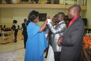 La joie de Chantal Malamba,directeur de cabinet adjointe du gouverneur du Kongo central/Infobascongo