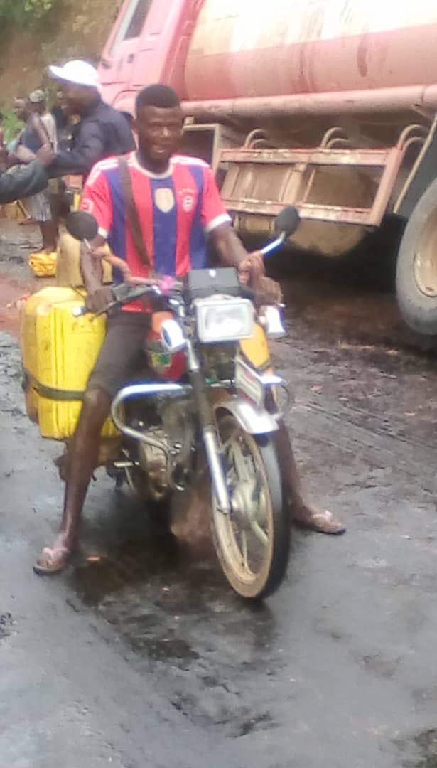 Kongo central-Uije: contrebandiers du carburant et victimes des barrières tracassières