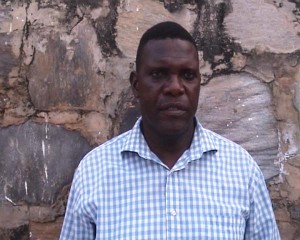 Ancien Arbitre International Réné Buekadila/Photo Infobascongo