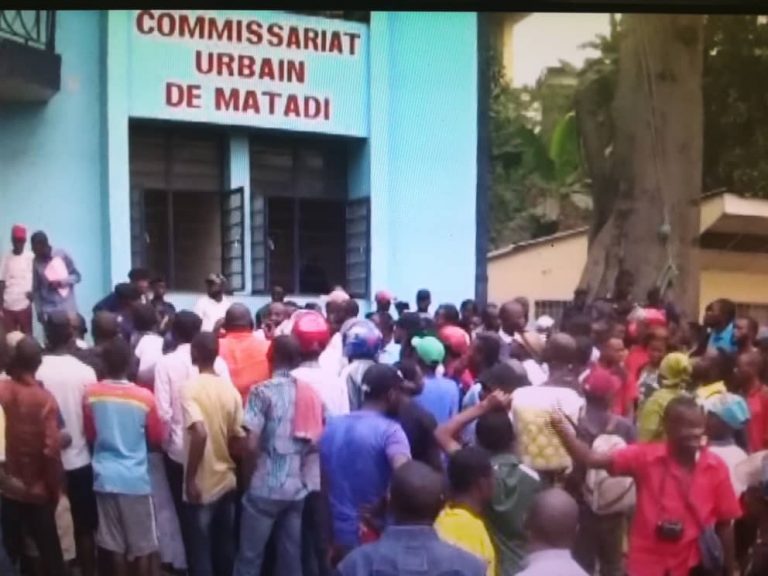 Matadi: dénoncés, des présumés malfaiteurs mis à nus et arrêtés par la police