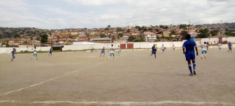 Lifkoce : Académie Club Mavungu trébuche devant le Racing Club Village